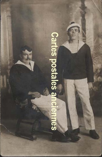 Cartes postales anciennes > CARTES POSTALES > carte postale ancienne > cartes-postales-ancienne.com Militaire Photos militaire