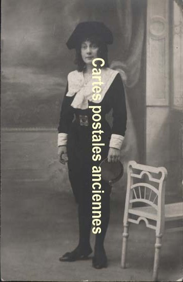 Cartes postales anciennes > CARTES POSTALES > carte postale ancienne > cartes-postales-ancienne.com Femmes photo