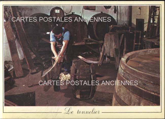 Cartes postales anciennes > CARTES POSTALES > carte postale ancienne > cartes-postales-ancienne.com Metiers Tonnelier