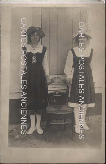 Cartes postales anciennes > CARTES POSTALES > carte postale ancienne > cartes-postales-ancienne.com Femmes photo