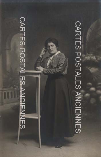 Cartes postales anciennes > CARTES POSTALES > carte postale ancienne > cartes-postales-ancienne.com Femmes photo