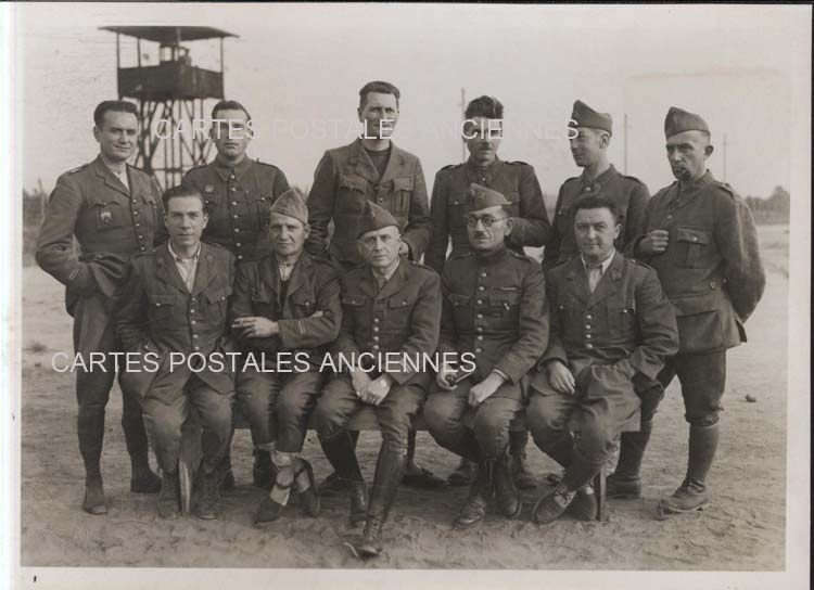 Cartes postales anciennes > CARTES POSTALES > carte postale ancienne > cartes-postales-ancienne.com Militaire Photos militaire