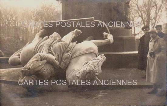 Cartes postales anciennes > CARTES POSTALES > carte postale ancienne > cartes-postales-ancienne.com Militaire Monuments