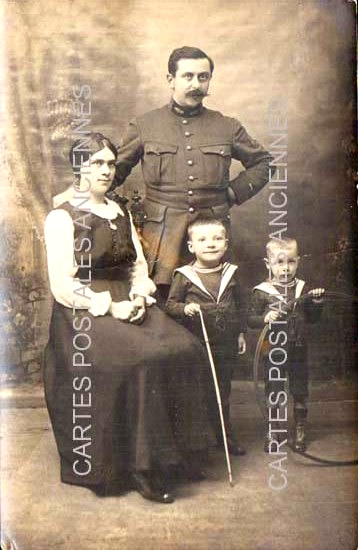 Cartes postales anciennes > CARTES POSTALES > carte postale ancienne > cartes-postales-ancienne.com Theme personnages couple