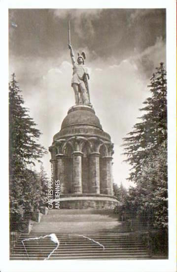 Cartes postales anciennes > CARTES POSTALES > carte postale ancienne > cartes-postales-ancienne.com Tableau sculpture