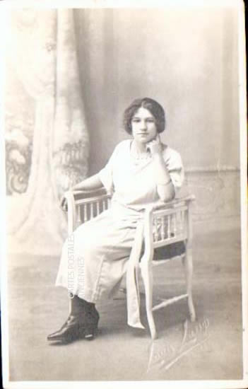 Cartes postales anciennes > CARTES POSTALES > carte postale ancienne > cartes-postales-ancienne.com Femmes photo