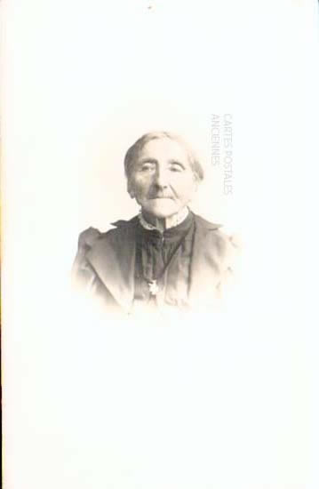 Cartes postales anciennes > CARTES POSTALES > carte postale ancienne > cartes-postales-ancienne.com Femmes photo
