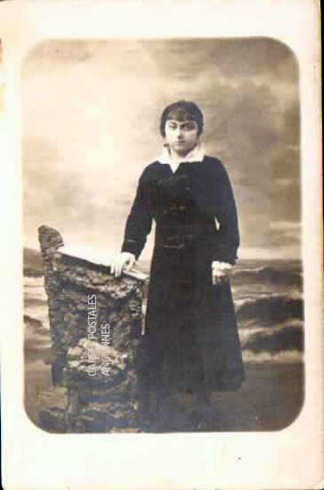 Cartes postales anciennes > CARTES POSTALES > carte postale ancienne > cartes-postales-ancienne.com Femmes photo
