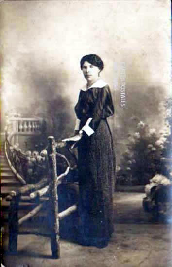 Cartes postales anciennes > CARTES POSTALES > carte postale ancienne > cartes-postales-ancienne.com Femmes photo