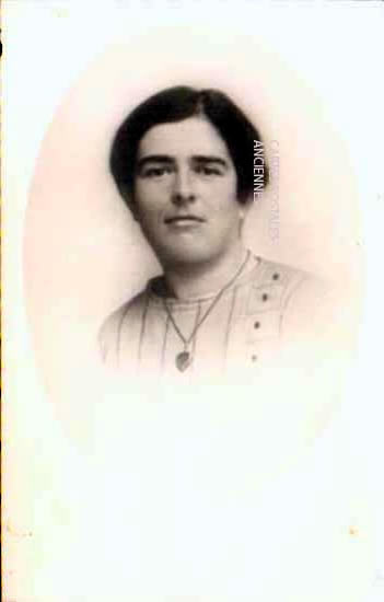 Cartes postales anciennes > CARTES POSTALES > carte postale ancienne > cartes-postales-ancienne.com Femmes photo