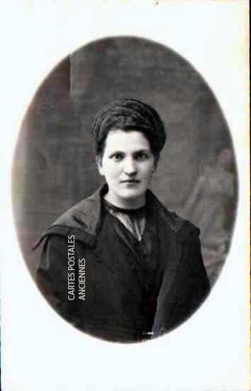 Cartes postales anciennes > CARTES POSTALES > carte postale ancienne > cartes-postales-ancienne.com Femmes photo