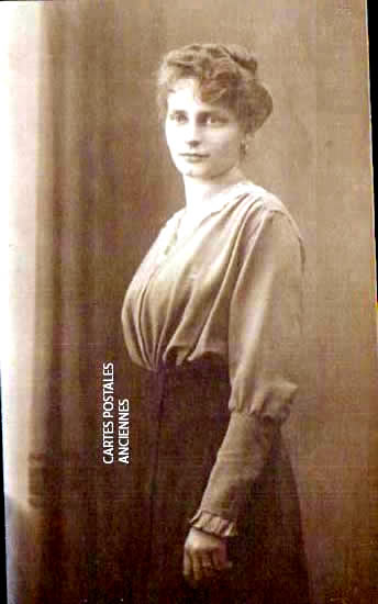 Cartes postales anciennes > CARTES POSTALES > carte postale ancienne > cartes-postales-ancienne.com Femmes photo