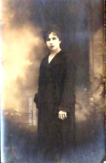 Cartes postales anciennes > CARTES POSTALES > carte postale ancienne > cartes-postales-ancienne.com Femmes photo