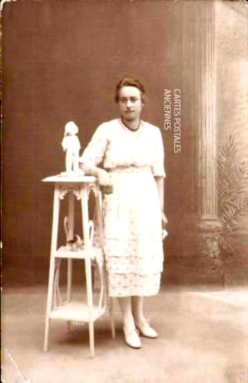 Cartes postales anciennes > CARTES POSTALES > carte postale ancienne > cartes-postales-ancienne.com Femmes photo
