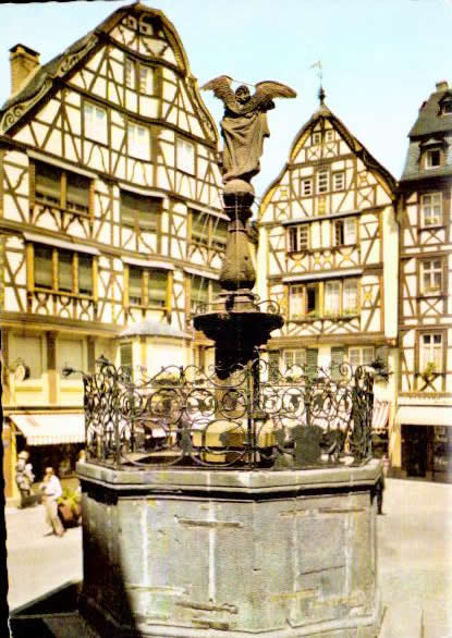 Cartes postales anciennes > CARTES POSTALES > carte postale ancienne > cartes-postales-ancienne.com Union europeenne Allemagne Bernkastel kues